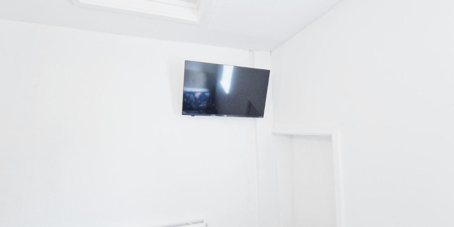 Single Room In Modern House Near Nottingham Exterior photo