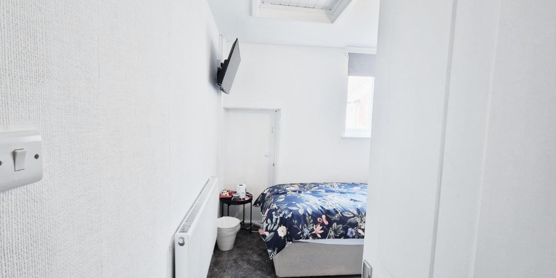 Single Room In Modern House Near Nottingham Exterior photo
